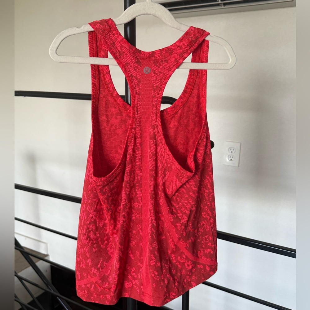 Lululemon Women’s Swiftly Tech Racerback Tank Top Camo Red Rock/Flare - cheetah - Picture 2 of 5